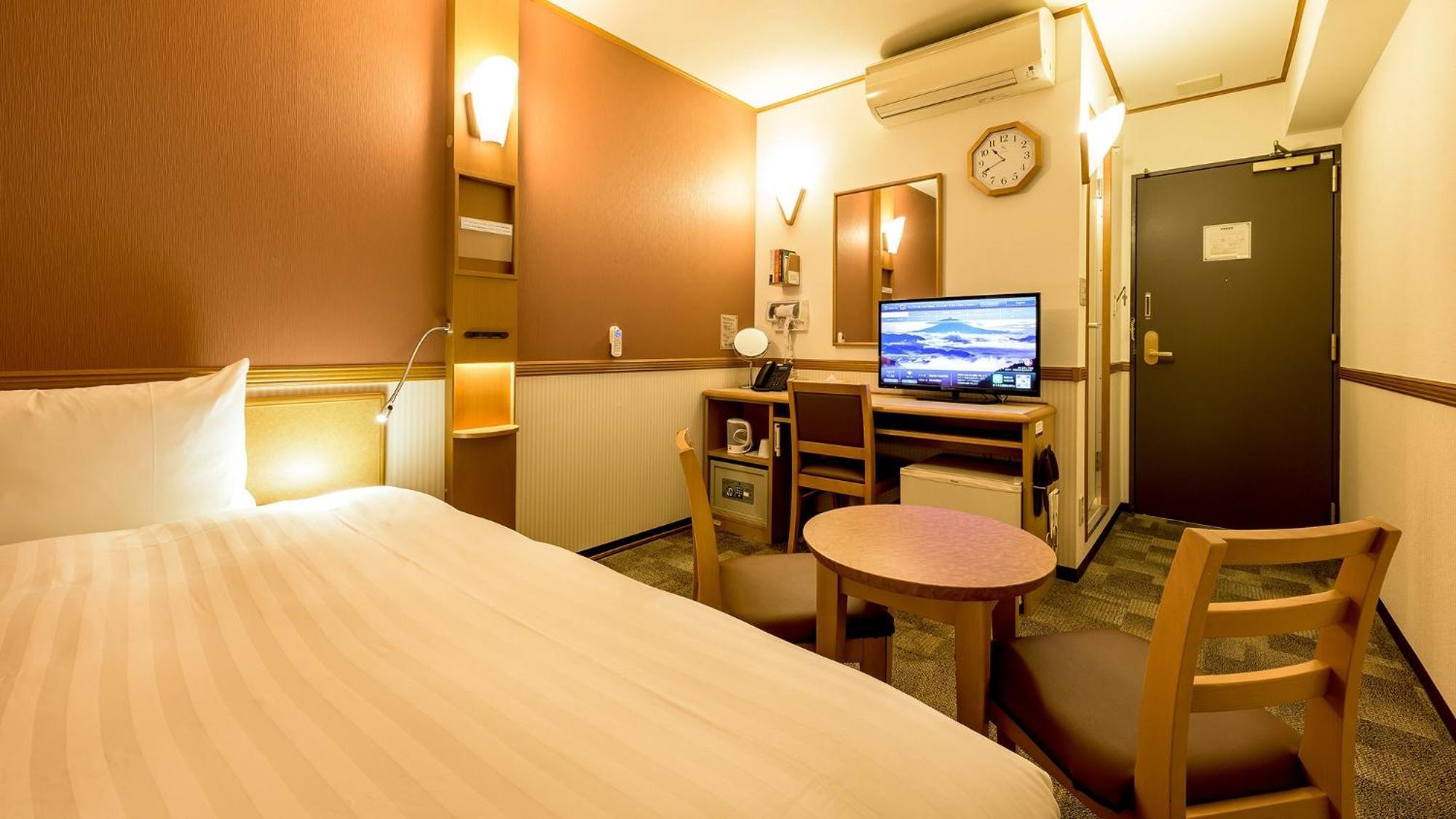Toyoko Inn Okayama Eki Nishi Guchi Migi Rom bilde