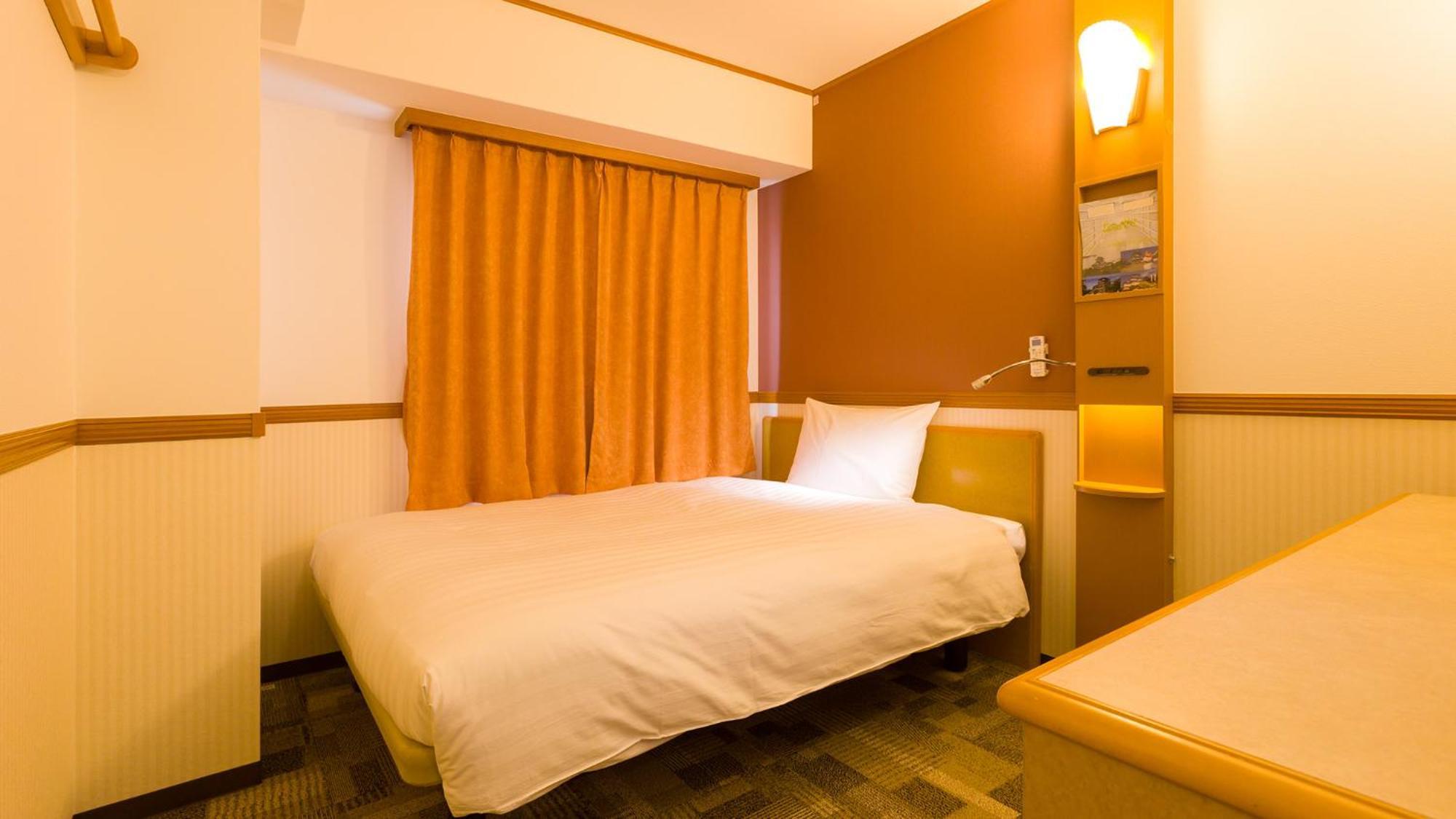 Toyoko Inn Okayama Eki Nishi Guchi Migi Rom bilde